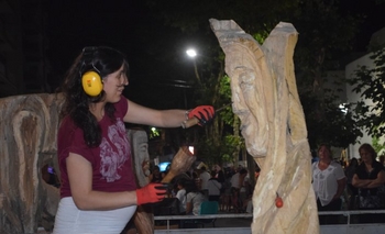 Imagen de la nota: Gran marco de público para otro domingo de peatonal