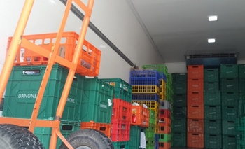 Imagen de la nota: Decomisaron 124 litros de leche y otros productos lácteos por cortes en la cadena de frío