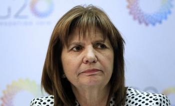 Bullrich defendió al policía que pateó a un hombre y murió Imagen de la nota: Bullrich defendió al policía que pateó a un hombre y murió