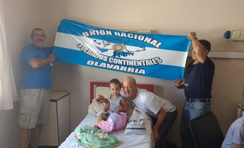 Soldados continentales donaron juguetes en Pediatría Imagen de la nota: Soldados continentales donaron juguetes en Pediatría