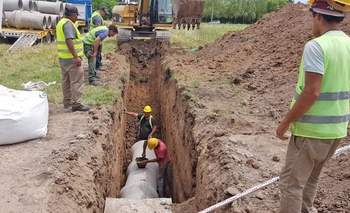 Imagen de la nota: Avances en la construcción del conducto pluvial