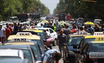Imagen de la nota: Aprobaron duras multas contra Uber en Mar del Plata