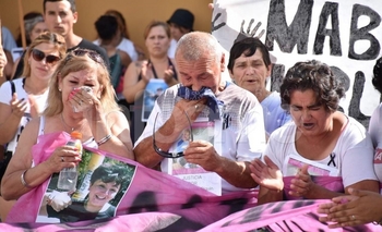 Marcharon para pedir justicia por Mabel Nieves Olguín Imagen de la nota: Marcharon para pedir justicia por Mabel Nieves Olguín