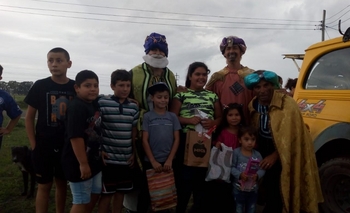 Imagen de la nota: Los Reyes Magos estuvieron en Villa Mi Serranía