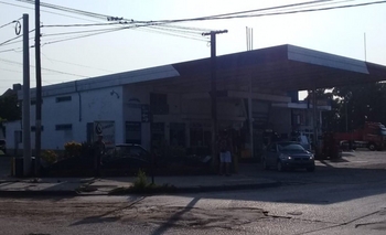 Lo asaltó con un arma, le dijo que estaba  Imagen de la nota: Lo asaltó con un arma, le dijo que estaba