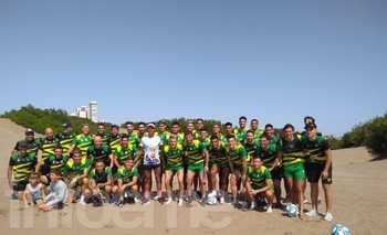 Imagen de la nota: Navarro y otro homenaje a tripulantes del ARA San Juan