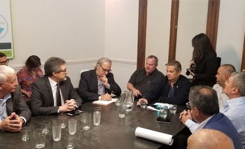 Imagen de la nota: Buscan crear una “canasta de librería”