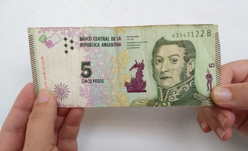 Imagen de la nota: Posponen el cese de circulación de billetes de $ 5 