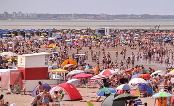 Imagen de la nota: Fin de semana largo: casi 300 mil turistas en Mar del Plata