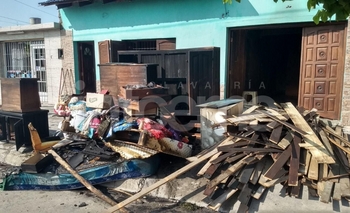 Les robaron y luego les incendiaron la casa Imagen de la nota: Les robaron y luego les incendiaron la casa