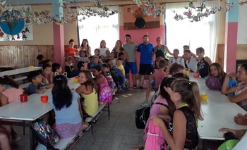 Imagen de la nota: Escuelas Abiertas de Verano: Eliana Vásquez visitó el CEC 802