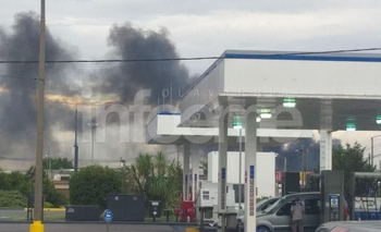 Imagen de la nota: Queman gomas y pastizales en el barrio Tiro Federal