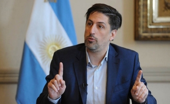 Imagen de la nota: Anuncian que vacunarán a los docentes en febrero