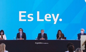 Imagen de la nota: Alberto Fernández promulgó la ley de IVE