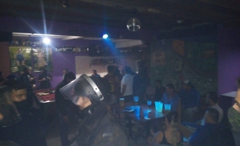 Imagen de la nota: Clausuraron un bar por no respetar el horario de cierre