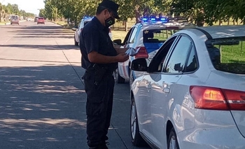 Imagen de la nota: Realizan operativos de concientización vial