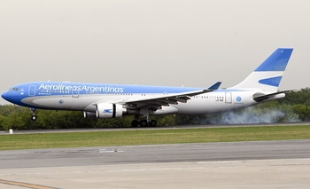 Imagen de la nota: Llegó a Ezeiza el tercer vuelo con vacunas desde Moscú