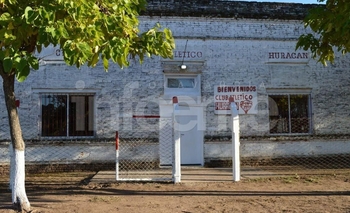 Imagen de la nota: El Club Huracán quiere terminar el techo y puso en venta una rifa
