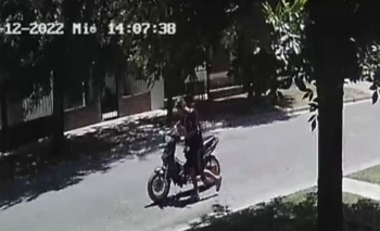 Menor robó una moto, lo siguieron y la recuperaron desarmada Imagen de la nota: Menor robó una moto, lo siguieron y la recuperaron desarmada