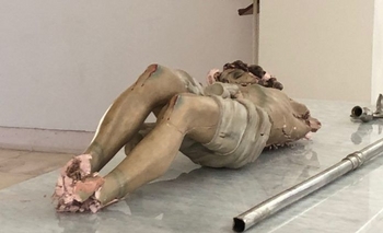 Imagen de la nota: Destrozaron el altar de la parroquia San Anselmo en Pehuajó