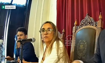 Una jueza de azul preside el tribunal contra los rugbiers Imagen de la nota: Una jueza de azul preside el tribunal contra los rugbiers