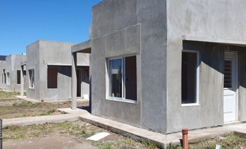 Imagen de la nota: Tuvi: “Hay cuatro casas que no vamos a recibirlas”