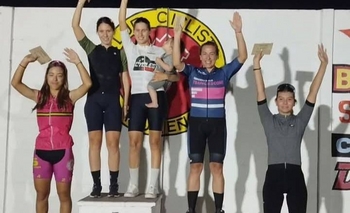 Ciclismo: hubo triunfo local en el cierre del 2024 en Azul Imagen de la nota: Ciclismo: hubo triunfo local en el cierre del 2024 en Azul