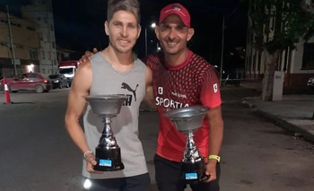Olivera y Gallo se subieron al podio en 21K en Miramar Imagen de la nota: Olivera y Gallo se subieron al podio en 21K en Miramar