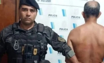 Imagen de la nota: Detuvieron a un hombre por abusar sexualmente de un perro: lo atraparon in fraganti