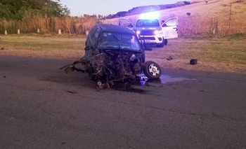 Imagen de la nota: Un joven fue internado tras chocar contra un poste en el acceso a Sierras Bayas