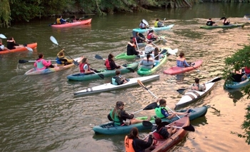 Imagen de la nota: Canotaje: hubo remada bajo la luna