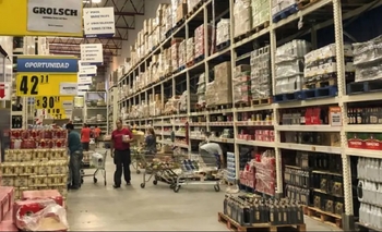 Imagen de la nota: INDEC: los precios mayoristas subieron 2,4% en diciembre y cerraron el 2025 con 26,2%