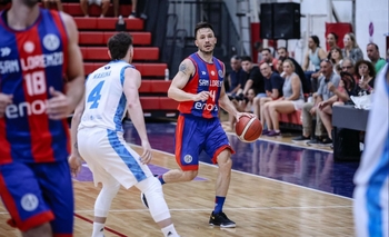 Imagen de la nota: La Unión no pudo en su primera presentación en Buenos Aires