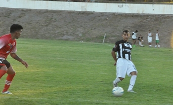 Imagen de la nota: Estudiantes dio su mejor versión y venció al líder