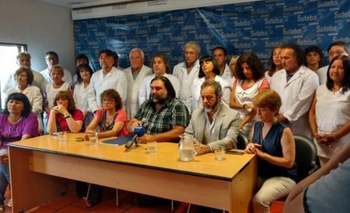 Docentes: si no hay acuerdo esta semana peligra el inicio de clases Imagen de la nota: Docentes: si no hay acuerdo esta semana peligra el inicio de clases