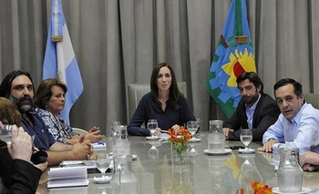 Imagen de la nota: Vidal convocó para este miércoles a los gremios docentes