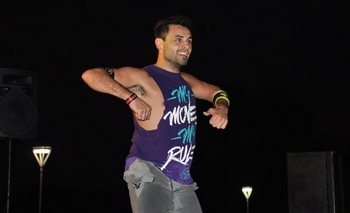 Imagen de la nota: El Parque Eseverri vibró al ritmo del Zumbatón con un cielo increíble