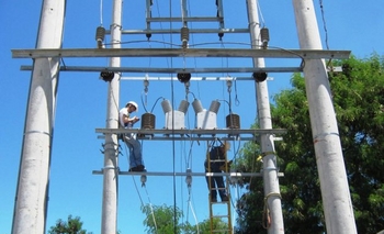 Imagen de la nota: El Gobierno bonaerense autorizó aumentos para las tarifas de luz