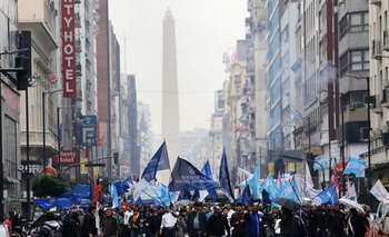 Imagen de la nota: Hubo acuerdo y los bancarios levantan el paro de 72 horas