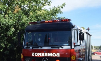 Imagen de la nota: Rescataron a un obrero que sufrió una caída a unos diez metros de altura