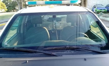 Imagen de la nota: Ferro- Racing: Así quedaron los móviles apedreados 