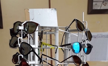 Tres menores aprehendidos tras robar un kiosco Imagen de la nota: Tres menores aprehendidos tras robar un kiosco