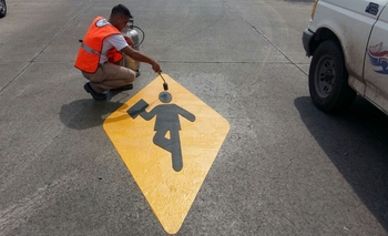 Imagen de la nota: Plan de señalización vial en escuelas