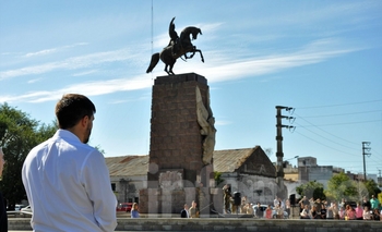 Imagen de la nota: Acto por el natalicio del General San Martín