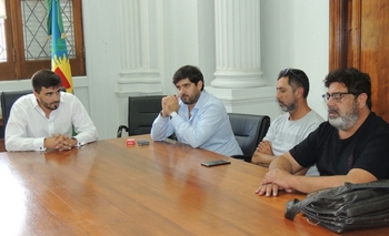 Imagen de la nota: Municipales cobran la Ayuda Escolar actualizada 