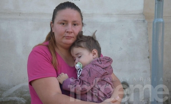 Imagen de la nota: Tiene un hijo con hipoacusia y pide ayuda