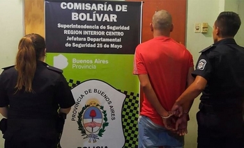Imagen de la nota: Bolívar: Corriendo y esposado se escapó de una comisaría