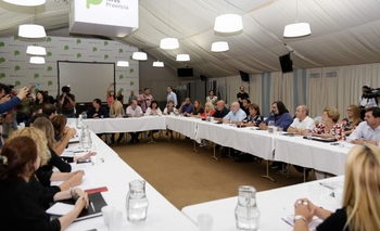 Imagen de la nota: Reunión clave antes de la fecha de inicio de clases