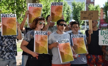 Nueva marcha en reclamo de justicia por Enzo Marconi Imagen de la nota: Nueva marcha en reclamo de justicia por Enzo Marconi