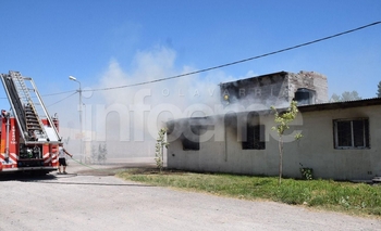 Imagen de la nota: Una familia pide ayuda urgente tras un incendio